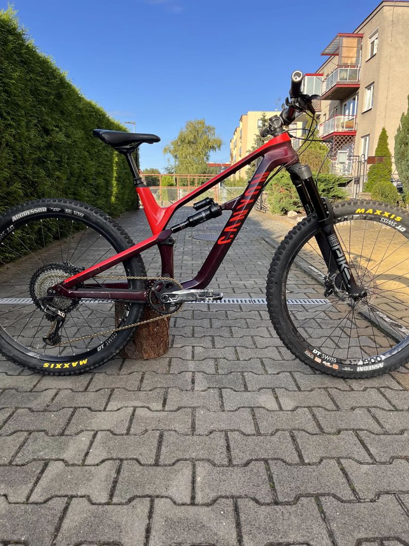 Canyon Spectral cf 7