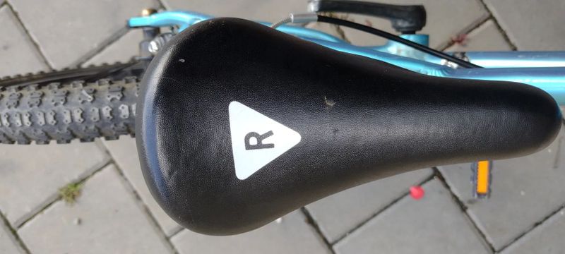 Dětské kolo Rascal 16 (výška 100 - 115cm) Aquamarine.Kolo místy odřené (viz foto), ale funkční.