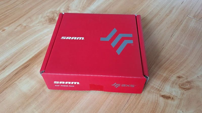 Baterie a nabíječka Sram AXS