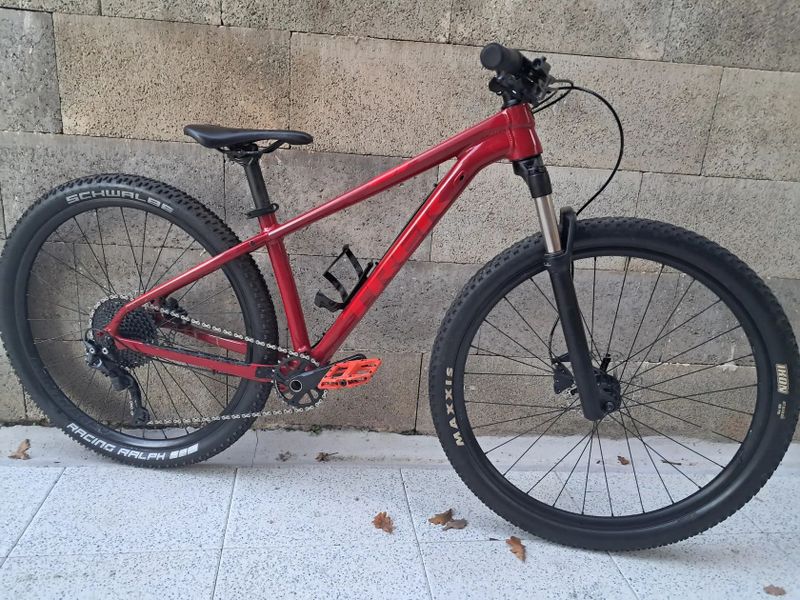 Trek X-Caliber8, 27,5/XS vzduch.vidlice, lehké! 
