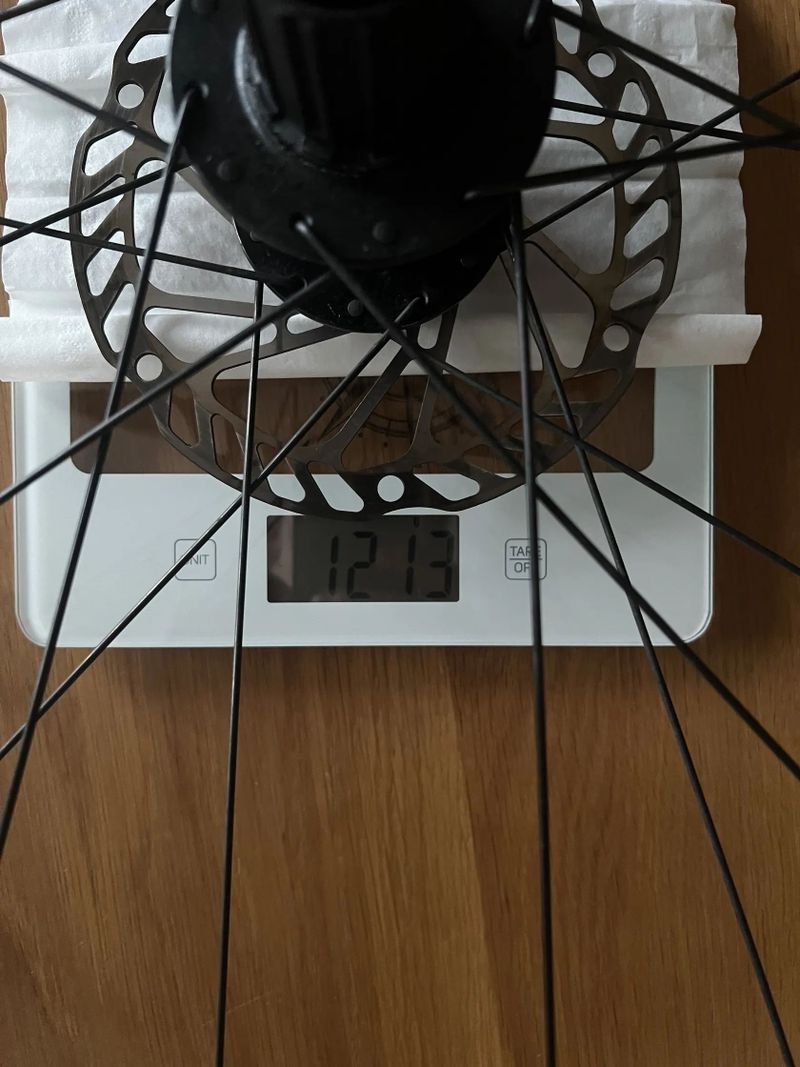 Zapletená kola Giant P-R2