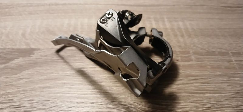Přesmykač Shimano Alivio 3x9