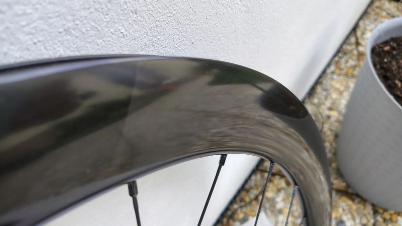Prodám nové silniční 50mm karbonové výplety Bianchi Velomann Plutonium 50 TLR ořech Shimano 11/12