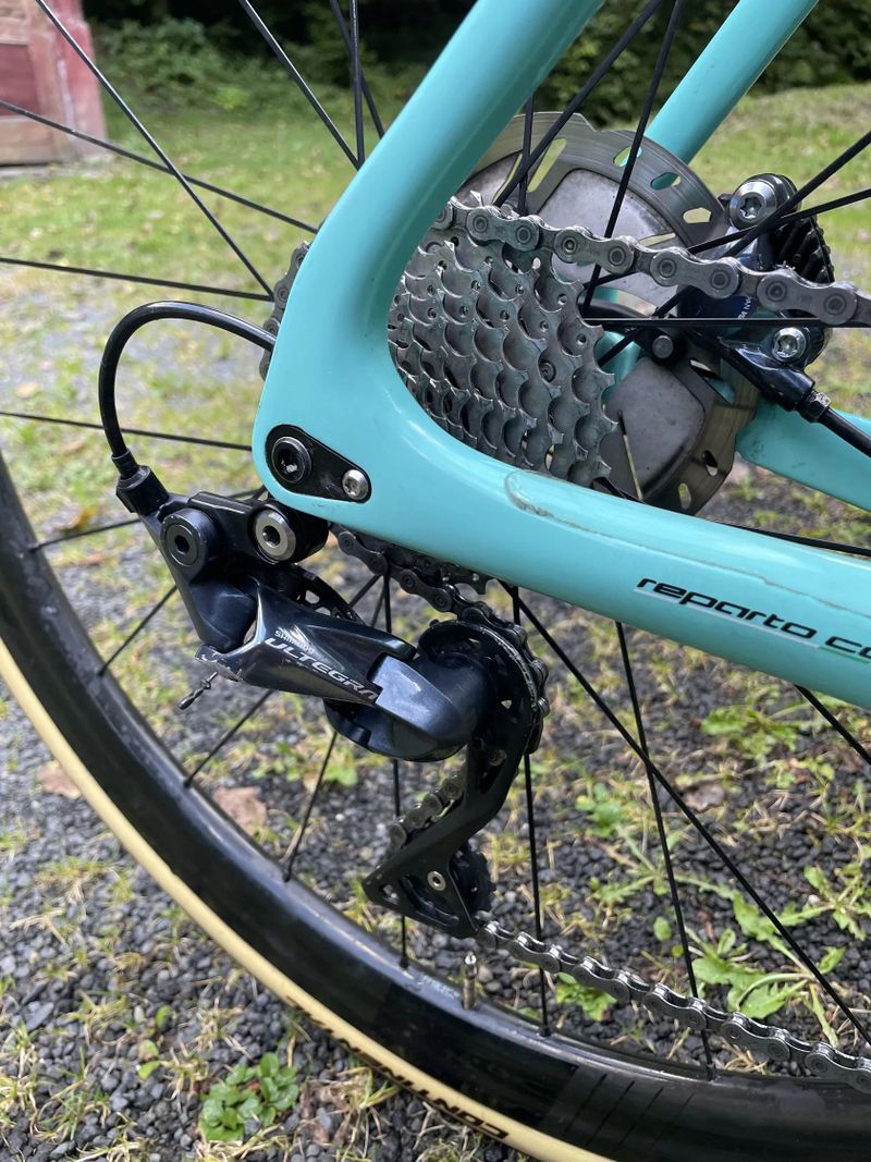 Bianchi Infinito XE vel.57/L, karbonová kola FFWD 45mm