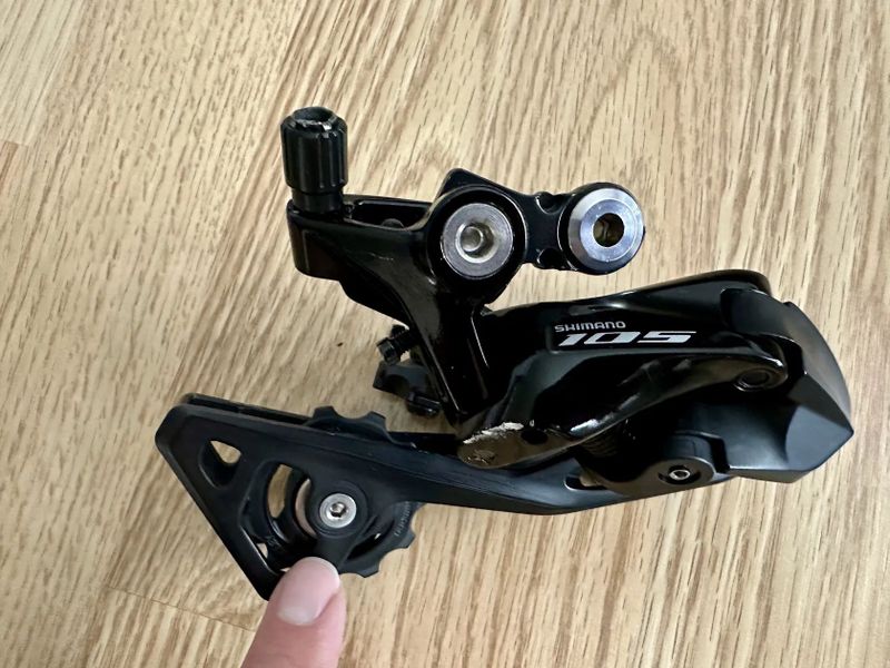 Silniční sada SHIMANO 105 R7000, 2x11 sp.