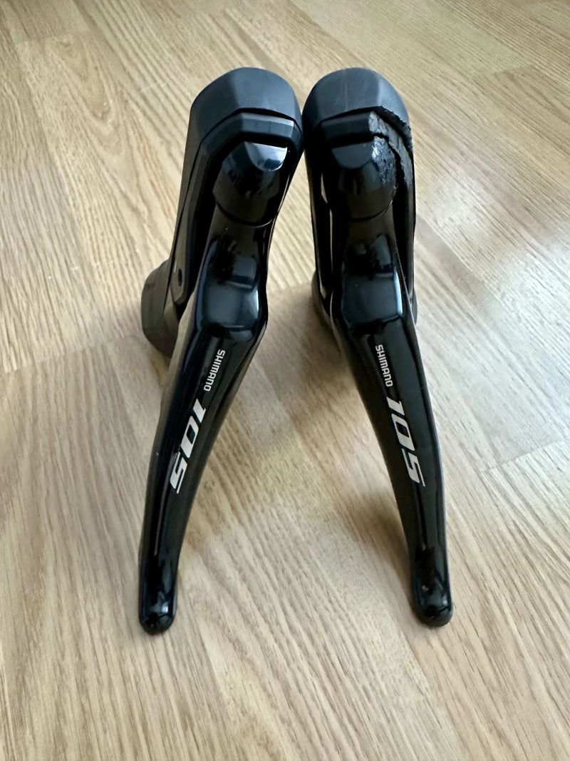 Silniční sada SHIMANO 105 R7000, 2x11 sp.