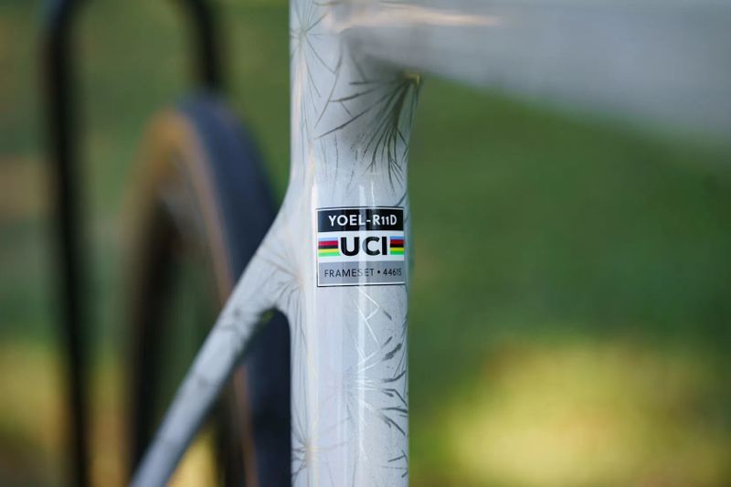 Yoeleo R11 - Shimano 105 2x12 vel. 56cm 