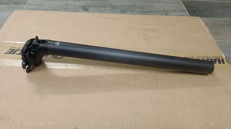 karbonová sedlovka 27,2 30,9 31,6 34,9