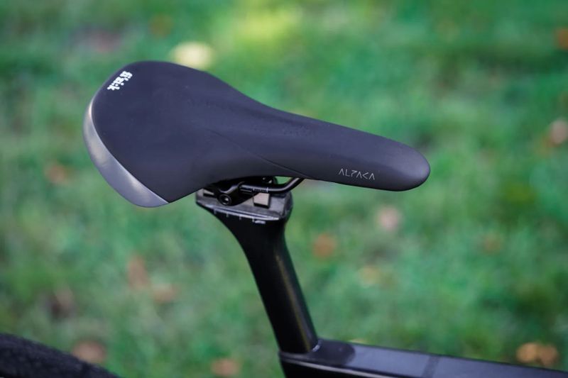 Yoeleo G21 vel. 52 cm elektronický Sram AXS Rival/Apex 1x12