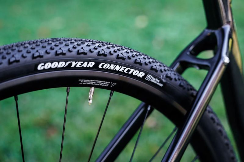 Yoeleo G21 vel. 52 cm elektronický Sram AXS Rival/Apex 1x12