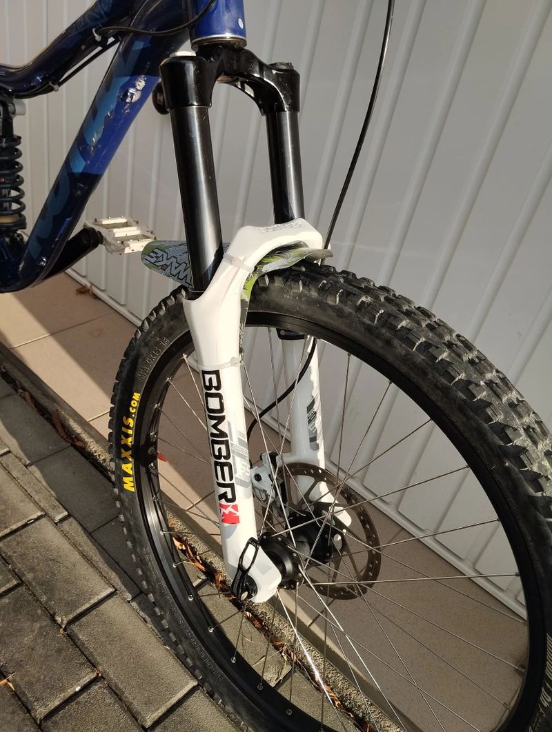 Kona Stinky six 2010