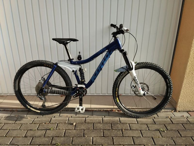 Kona Stinky six 2010