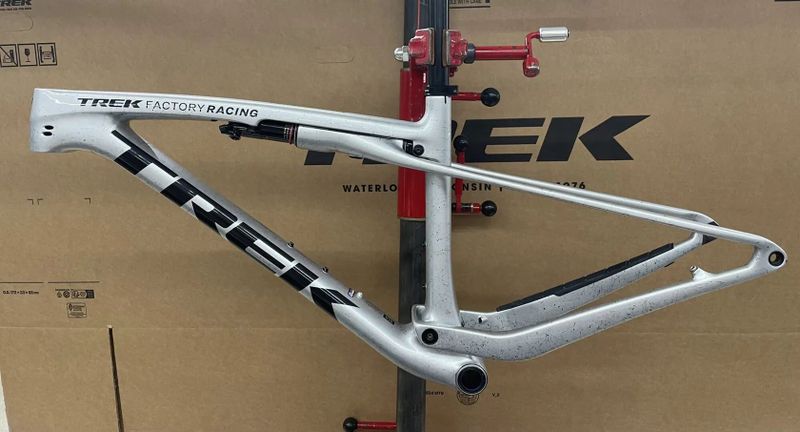 Rám TREK Supercaliber Gen 2 SLR - XL