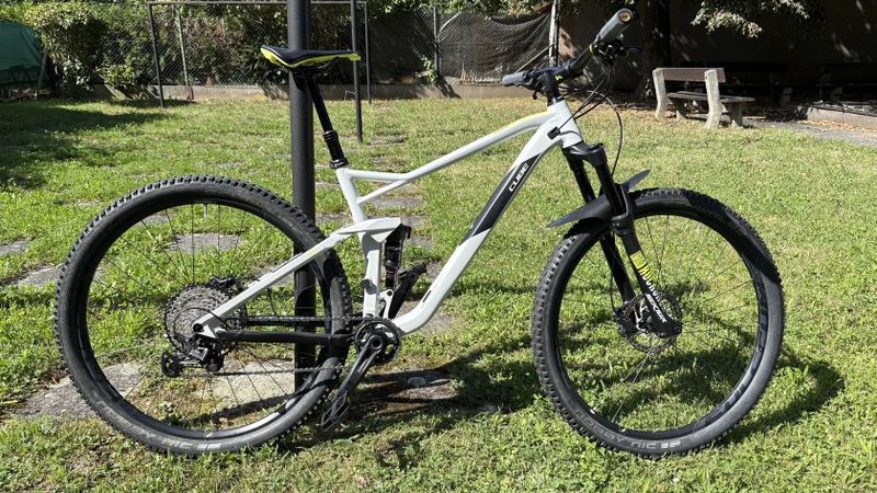 Cube Stereo 120 race 29" / velikost L / 