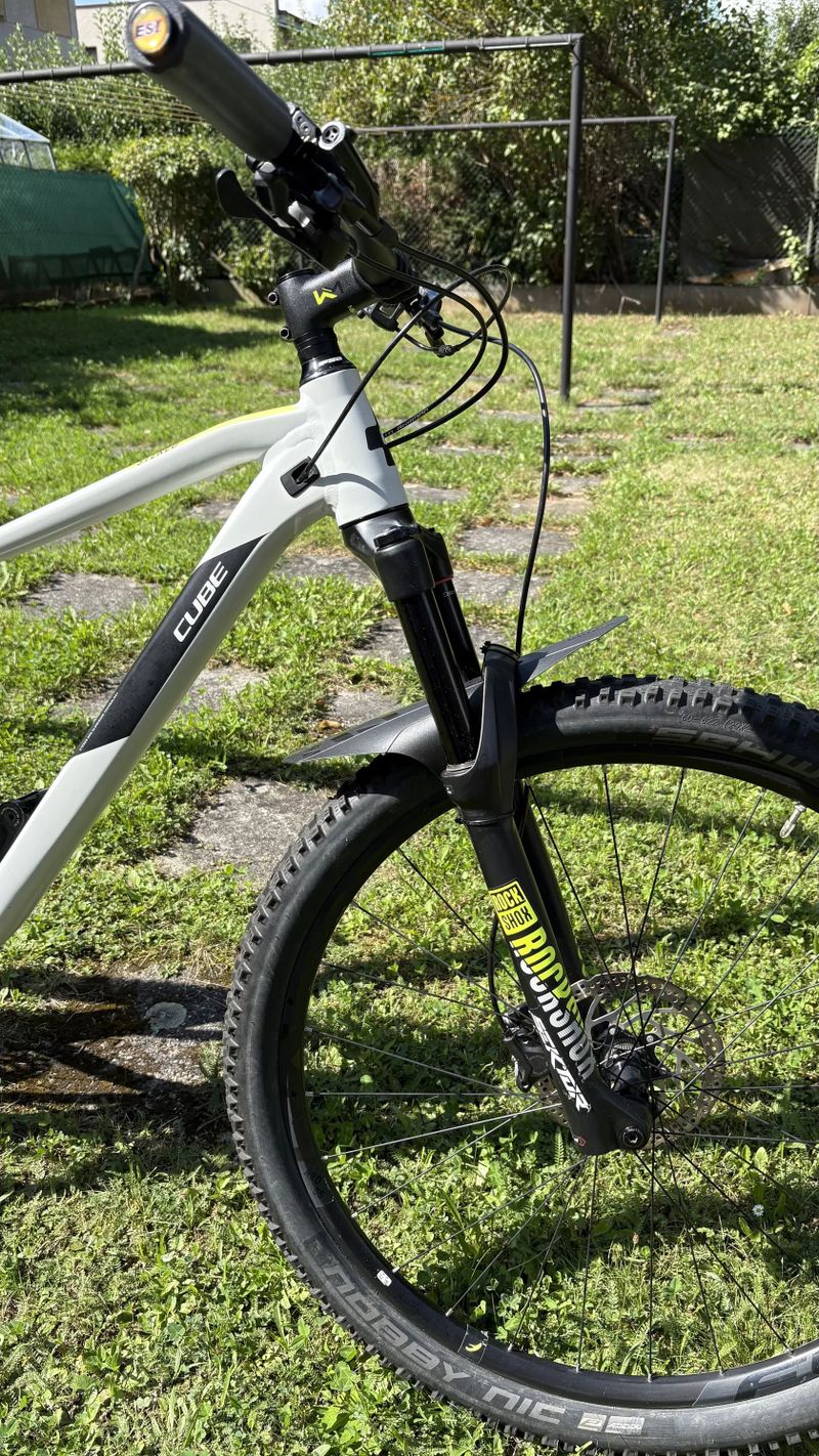 Cube Stereo 120 race 29" / velikost L / 