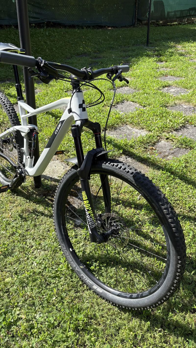 Cube Stereo 120 race 29" / velikost L / 