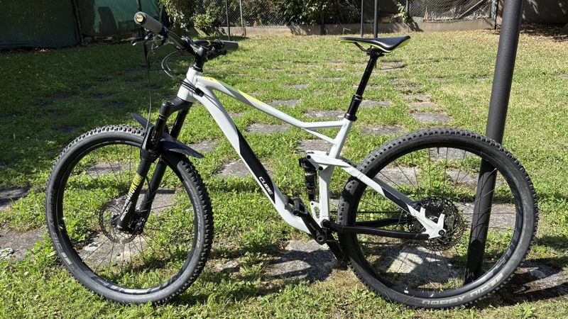 Cube Stereo 120 race 29" / velikost L / 