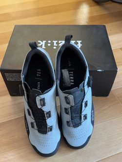 Tretry Fizik terra atlas vel.44