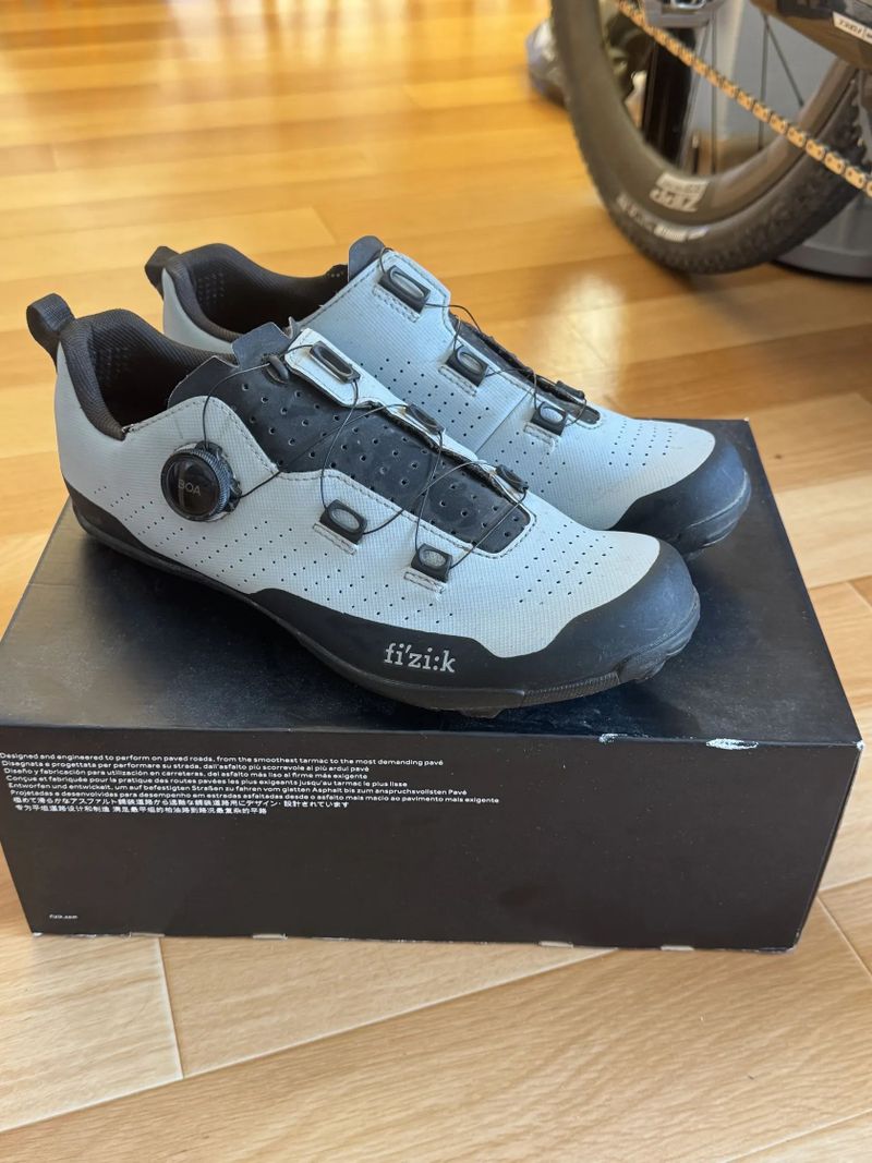 Tretry Fizik terra atlas vel.44