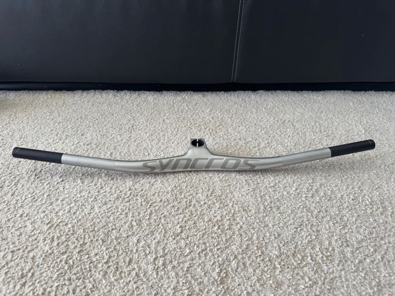 Řidítka Syncros IC XC – 740 mm (limited edition), 60 mm představec, – použitá