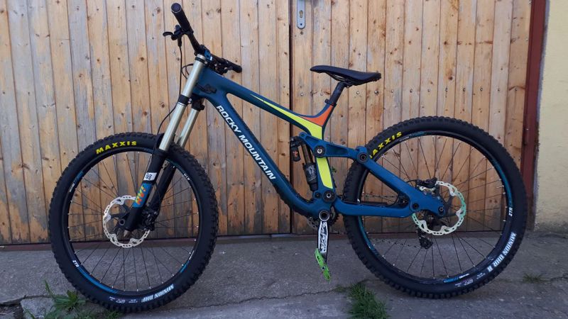 Rocky Mountain Maiden karbon 27.5 M