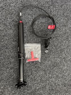 P: Rock Shox Reverb Stealth C1 1x 31,6/125/351