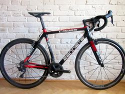 ZANNATA CROSS na Shimano 105, 58 cm. Super stav