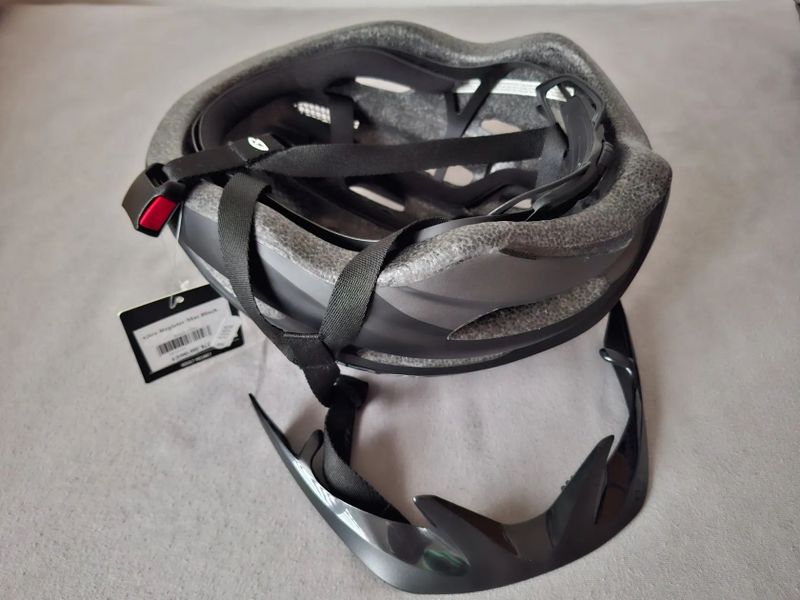 Cyklistická helma GIRO Register Mat Black