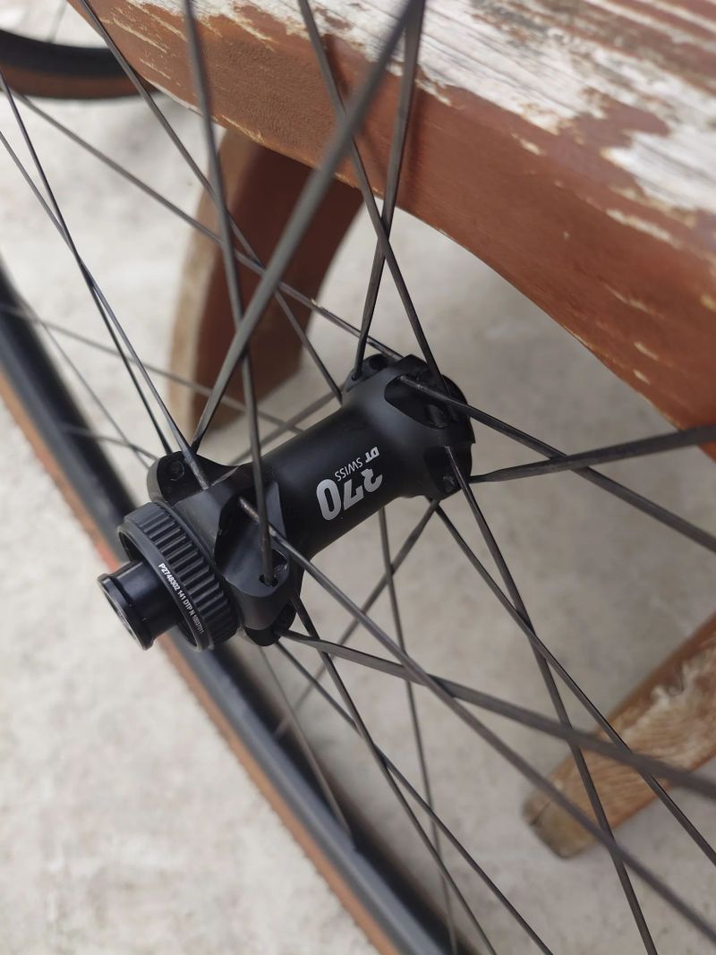 DT Swiss výplety G1800 
