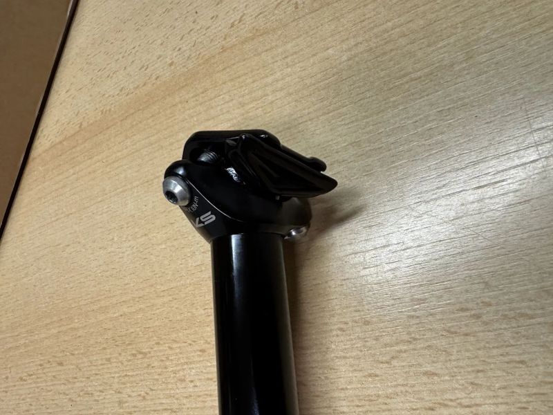 Teleskopická sedlovka KS LEV INTEGRA 30,9mm, 410mm/100mm