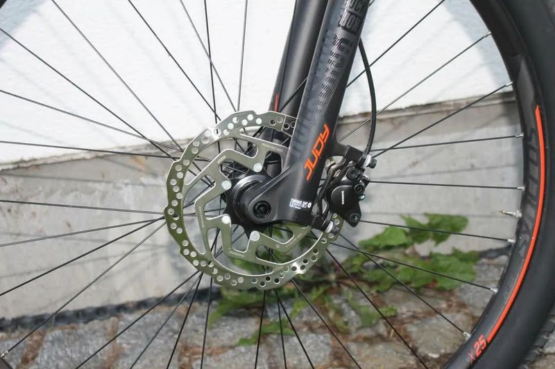 Scott spark 960, 29" TOP STAV