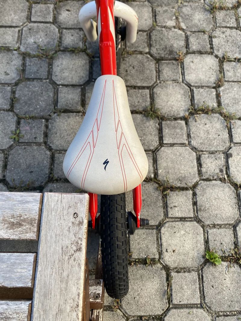 Specialized Hotwalk