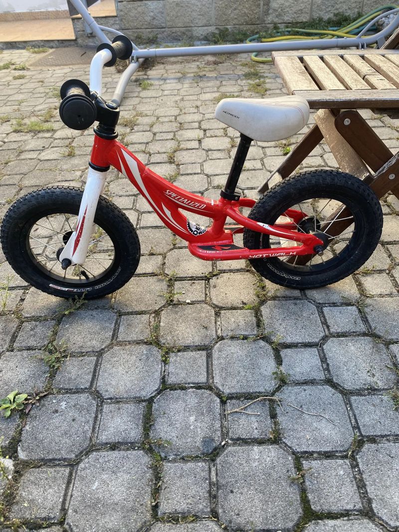 Specialized Hotwalk