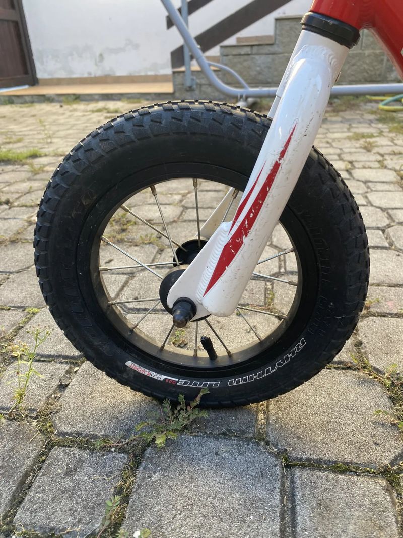 Specialized Hotwalk