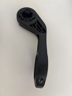 Předsazený držák Garmin