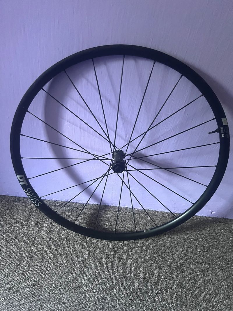 Prodám kola DT swiss ER 1600(ai offset)