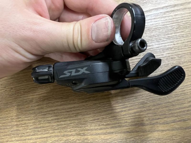 Shimano SLX SL-M7100 pravé