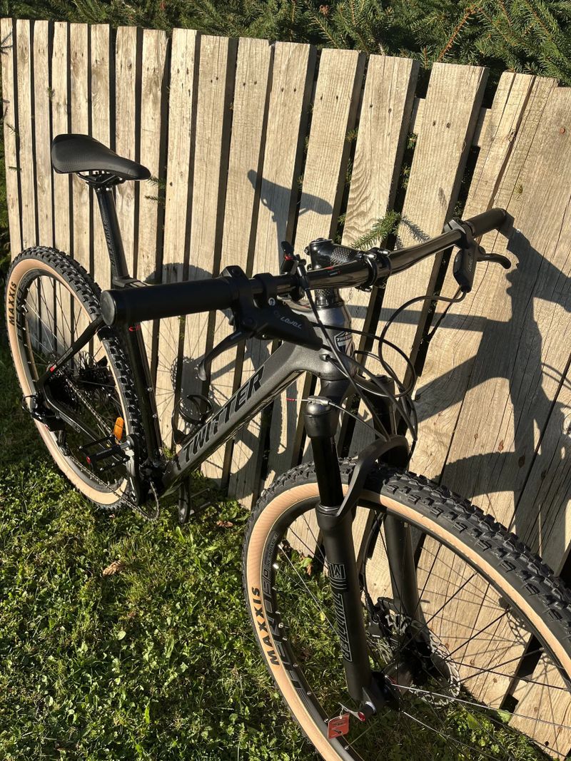 NOVÝ full carbon TWITTER PREDATORpro XT 29" vel.L/19 , 1x12