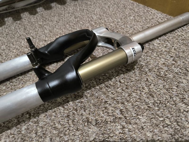 Marzocchi Bomber Z2 Atom