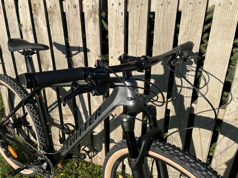 NOVÝ full carbon TWITTER PREDATORpro XT 29" vel.L/19 , 2x12