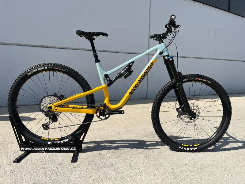 Rocky Mountain ALTITUDE CARBON 50 L