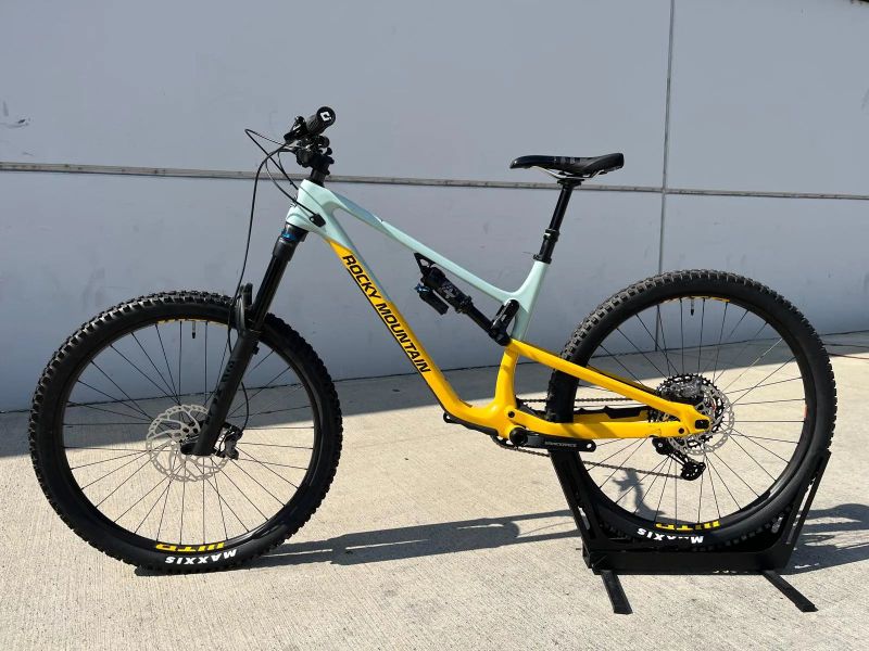 Rocky Mountain ALTITUDE CARBON 50 L