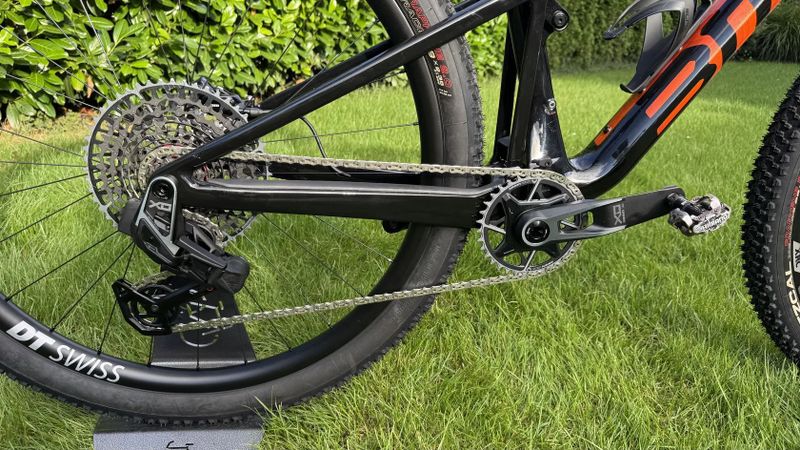 BMC BMC Fourstroke 01 ONE, vel. - S, karbonová kola DT Swiss, SRAM X0 Eagle Transmission ⚡