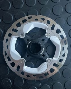 Brzdové kotouče Shimano RT-MT800