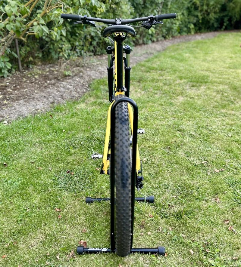 Specialized Rockhopper Comp-M 29" 90km nájezd