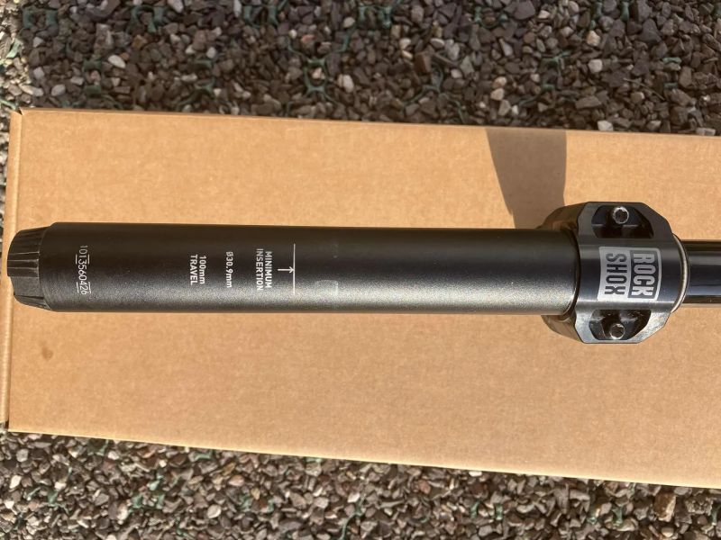 Sedlovka Rock Shox Reverb AXS