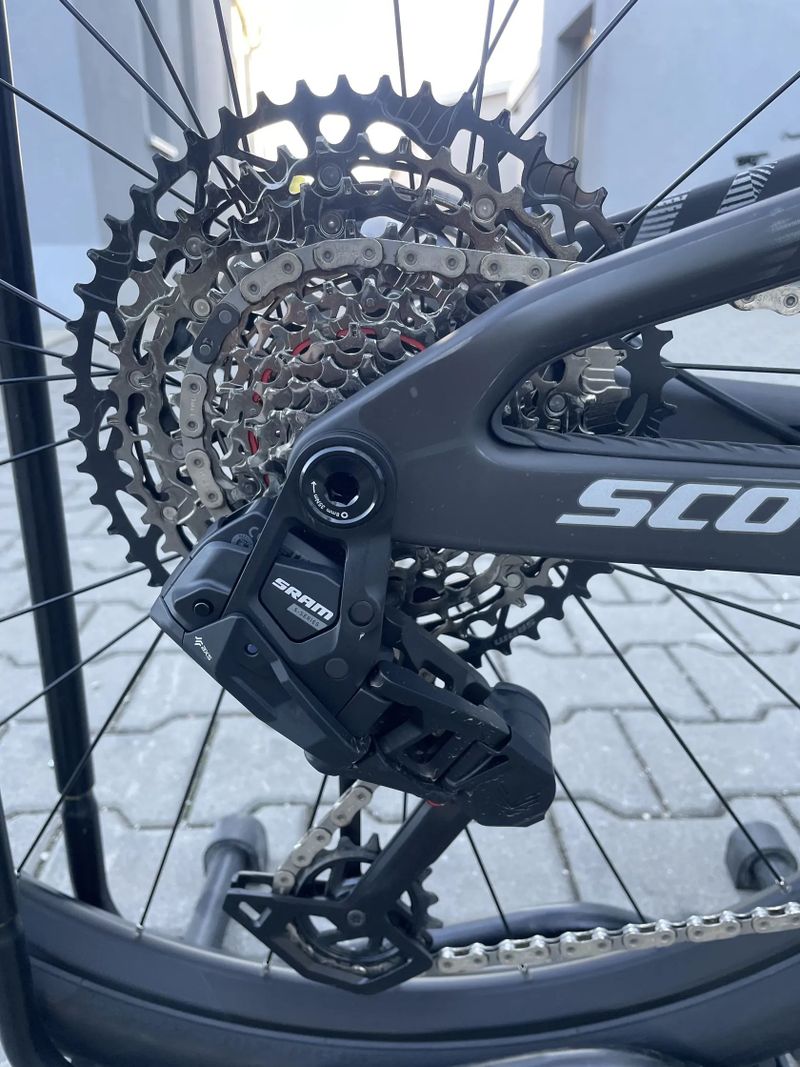 Scott SPARK RC Team velikost L - plná záruka jako na nové kolo