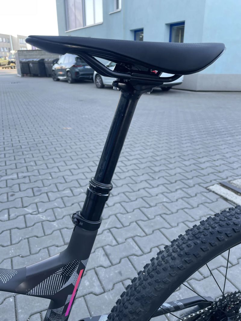 Scott SPARK RC Team velikost L - plná záruka jako na nové kolo
