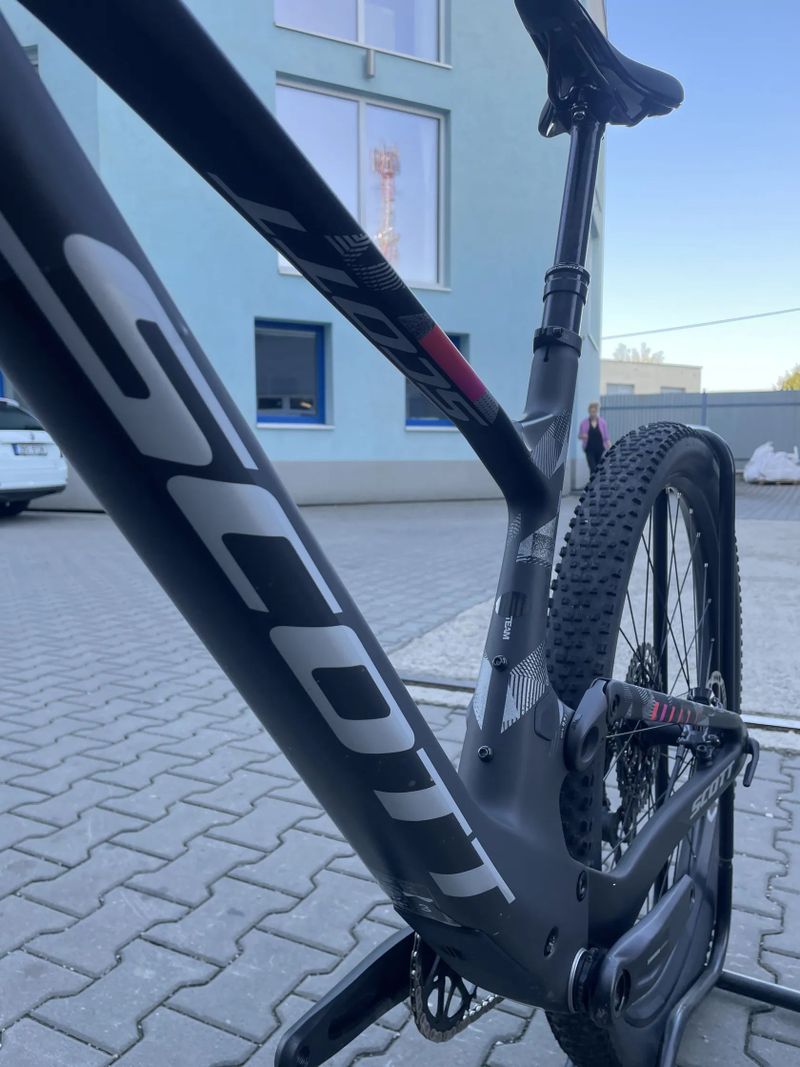Scott SPARK RC Team velikost L - plná záruka jako na nové kolo
