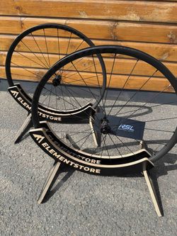 Bontrager Kovee RSL 30 TLR Boost 29 – závodní karbonová kola, set přední + zadní, náboje DT Swiss 24